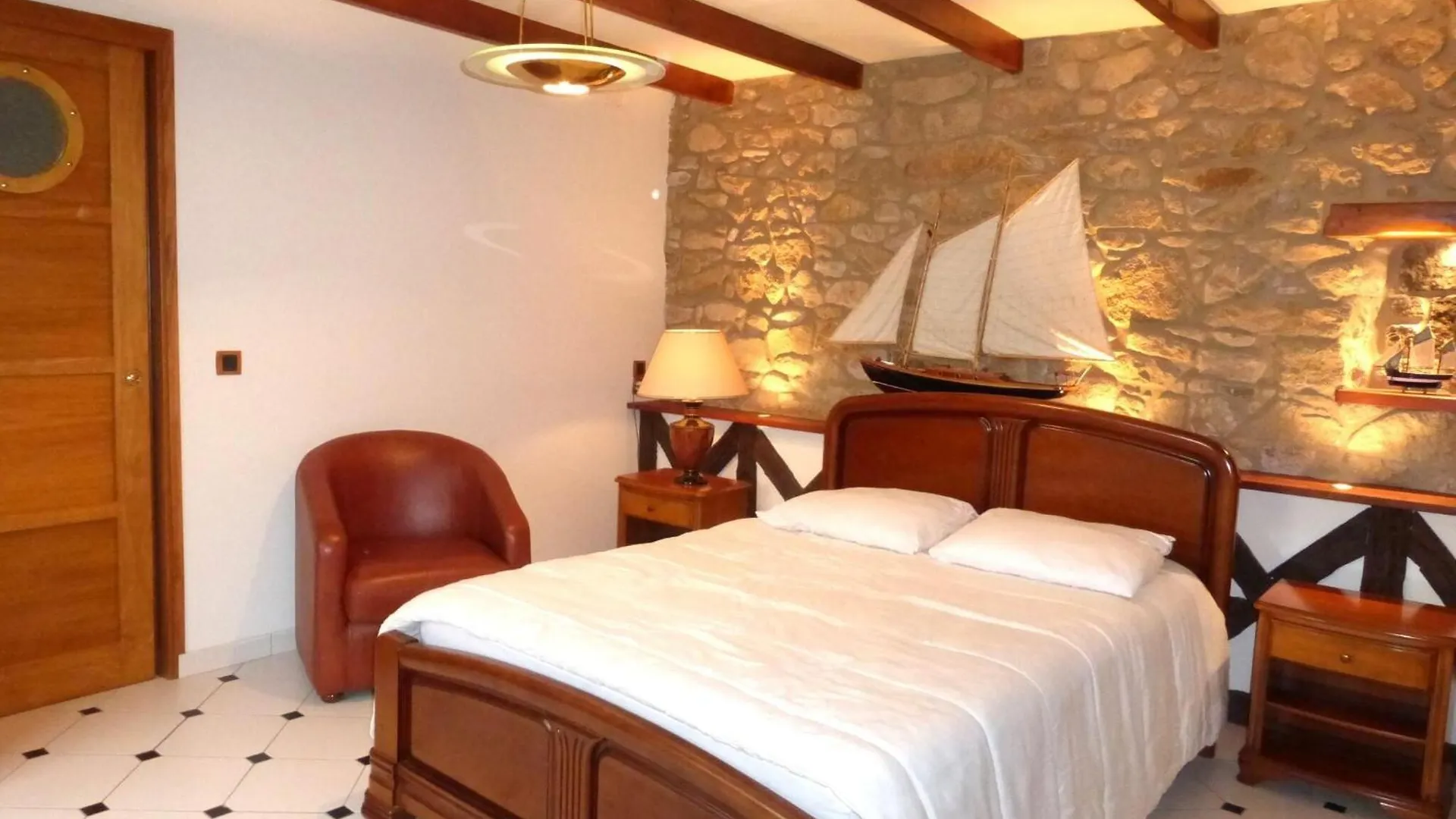 Breton Holiday Home With Fantastic Sea View Penvénan فرنسا