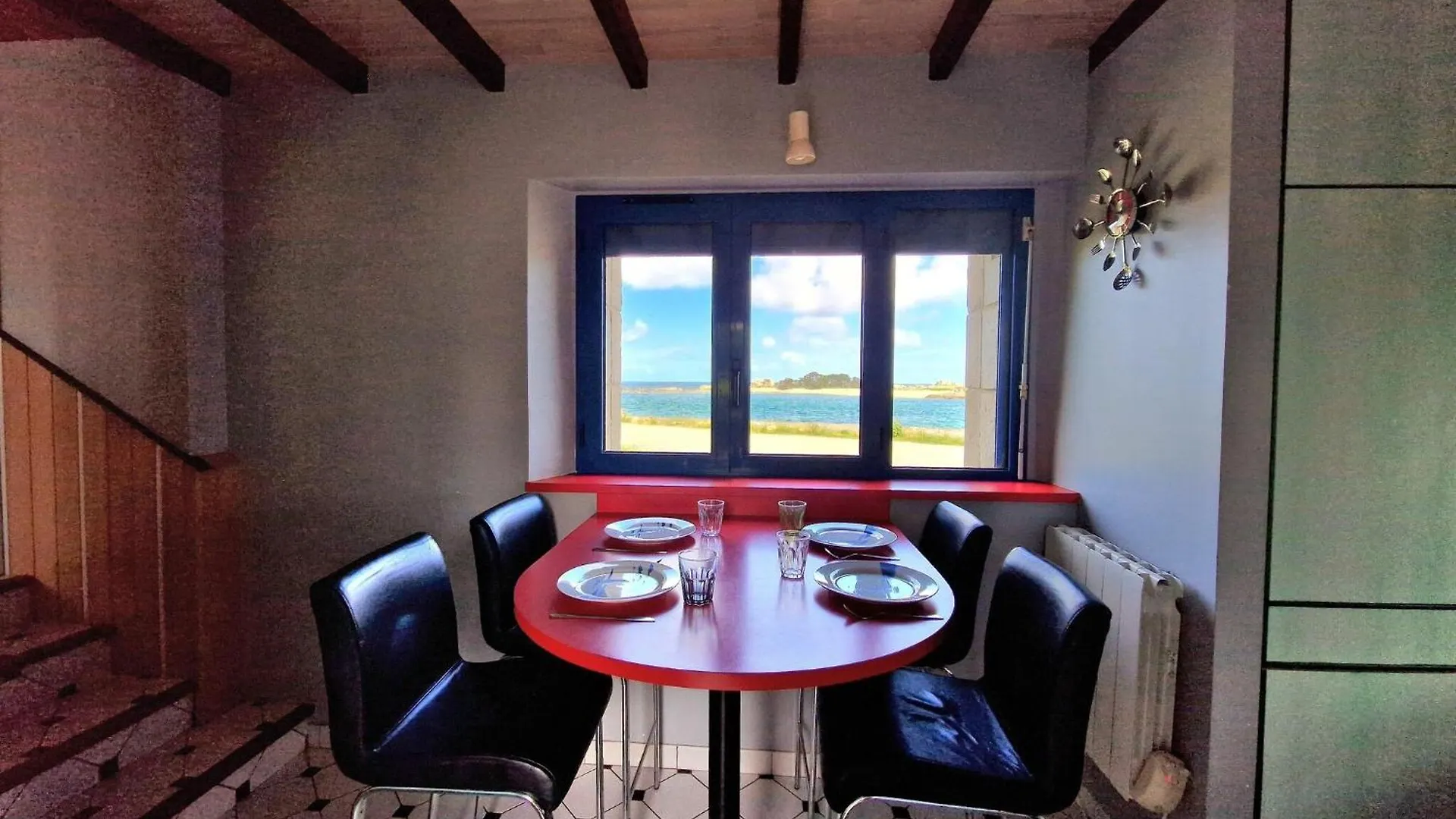 Breton Holiday Home With Fantastic Sea View Penvénan